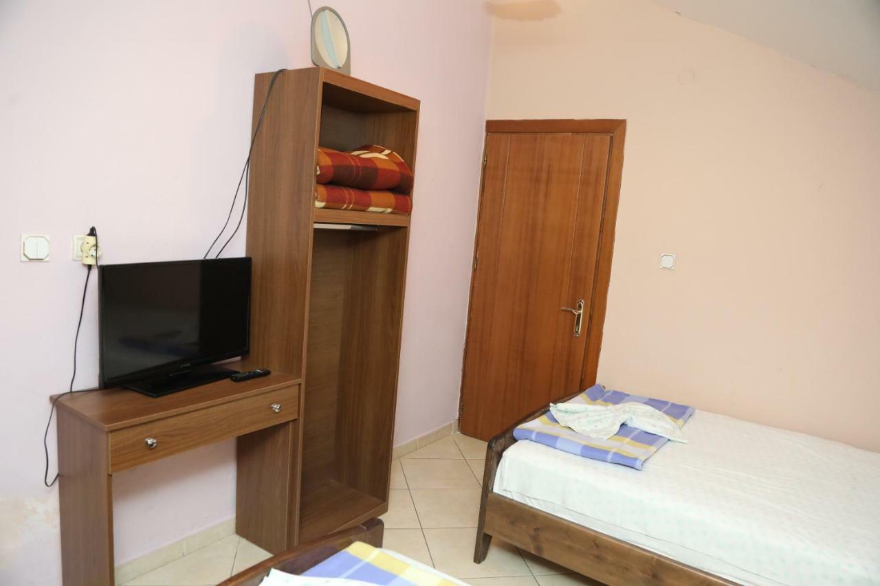 Hotel Villa Kabashi Korce Buitenkant foto